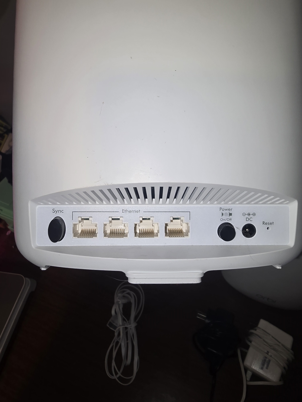 NETGEAR Orbi Router RBR50 and Satellite RBS50 Home Mesh WiFi AC3000 - Picture 5 of 10